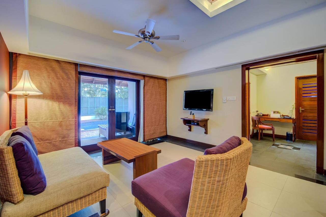 Radisson Blu Resort Temple Bay Mamallapuram Dış mekan fotoğraf Living room of a suite