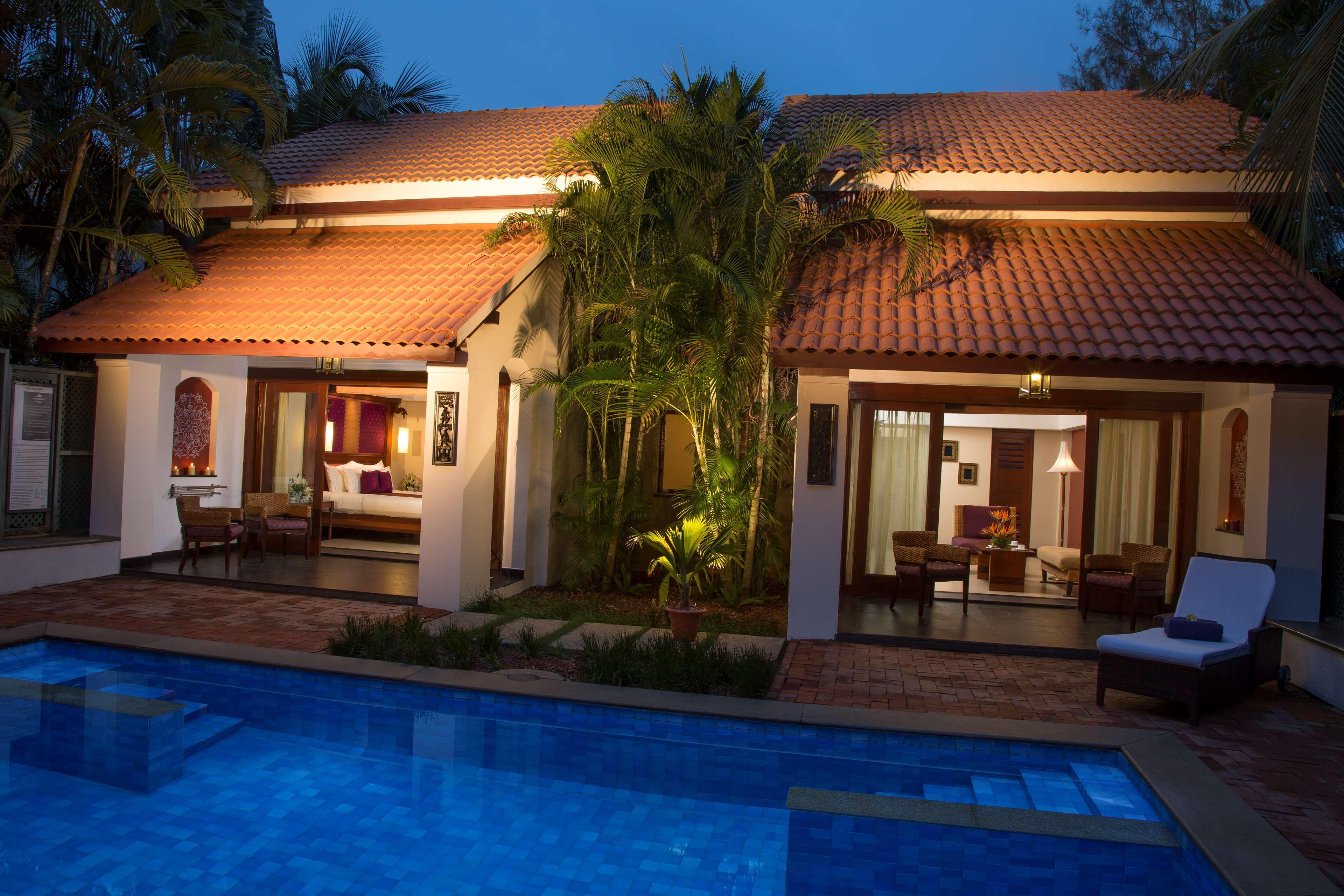 Radisson Blu Resort Temple Bay Mamallapuram Dış mekan fotoğraf A pool villa at The Oberoi, Goa