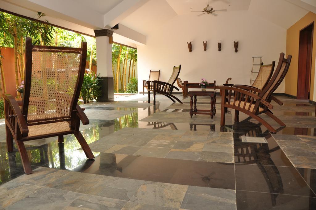Radisson Blu Resort Temple Bay Mamallapuram Dış mekan fotoğraf Interior of the restaurant